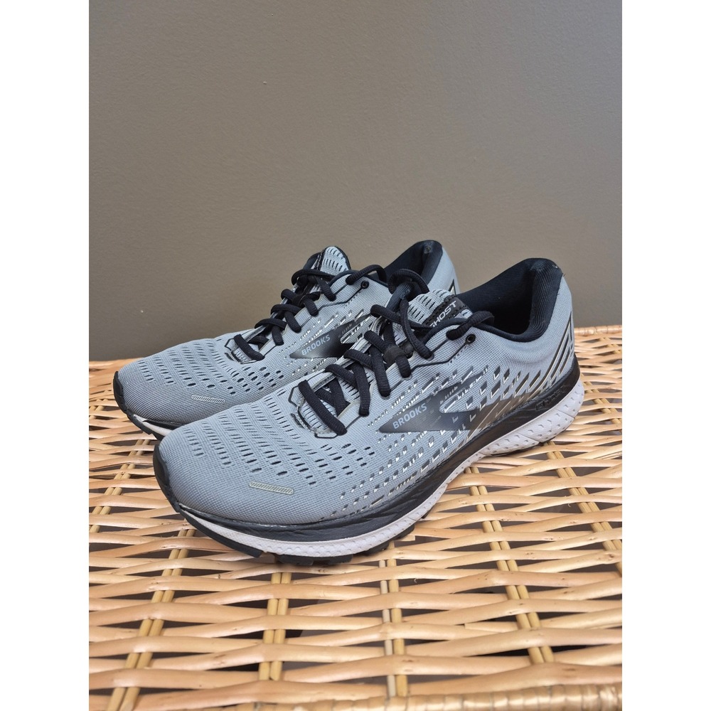 Brooks Size 9.5 Men's Ghost 13 Running Shoes Gray Black Athletic Sneakers